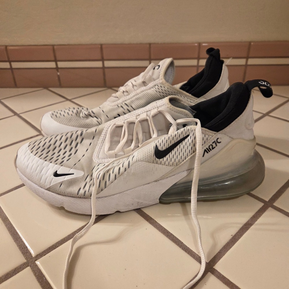 Nike Air Max 270 Mens White Black Running Shoes AH8050-100 Size 9